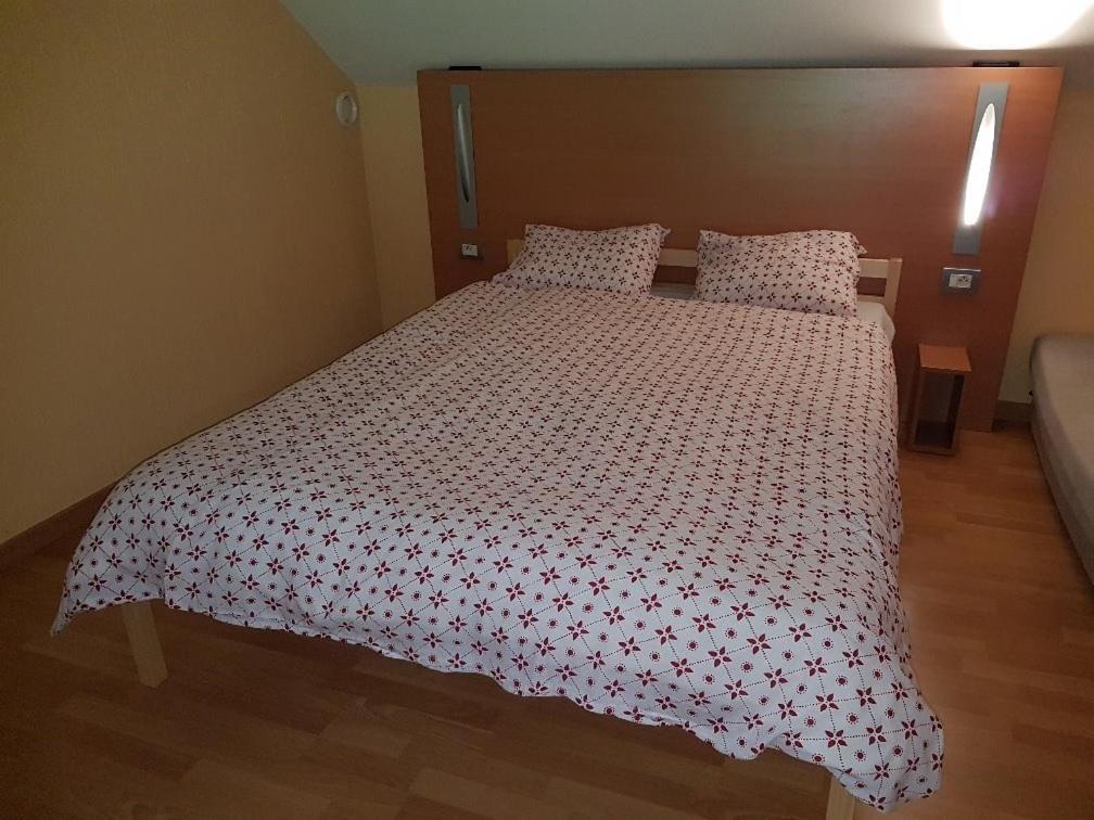 Zonnig Appartement Golf Van Дюрбюи Экстерьер фото